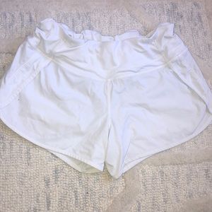 white lulu lemon speed up shorts